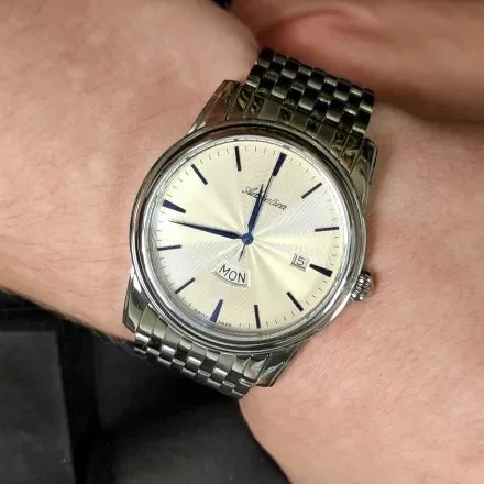 Zegarek Męski Adriatica na bransolecie A8194.51B3Q - Zegarek Kwarcowy Swiss Made