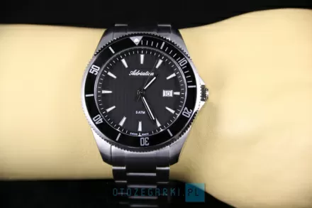 Męski szwajcarski zegarek Adriatica ze srebną bransoletą A1139.5114Q