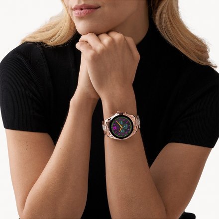 Różowozłoty smartwatch Michael Kors z kryształkami 6 GEN MKT5135 BRADSHAW