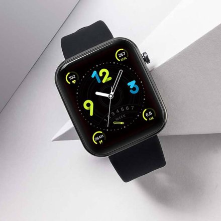 Smartwatch Colmi P15 czarny z ciśnieniomierzem pulsometrem pulsoksymetrem