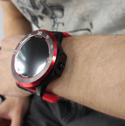 Czarno-czerwony smartwatch Rubicon + słuchawki RNCE85 SMARUB143