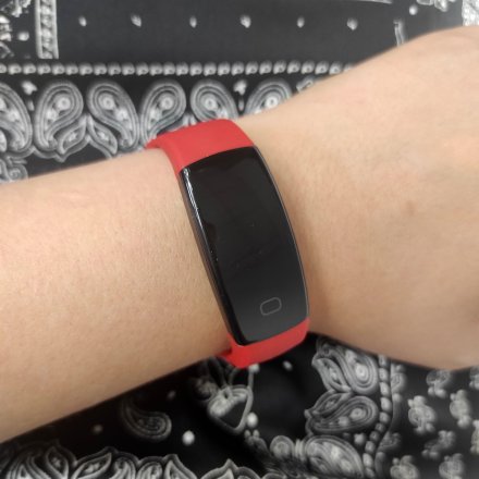 Czerwona opaska smartband Rubicon RNCE80 smartwatch z ciśnieniomierzem SMARUB118