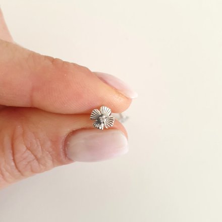 Złote kolczyki kwiatki z diamentami Różowe Złoto 14K 2 x 0,005ct CK021