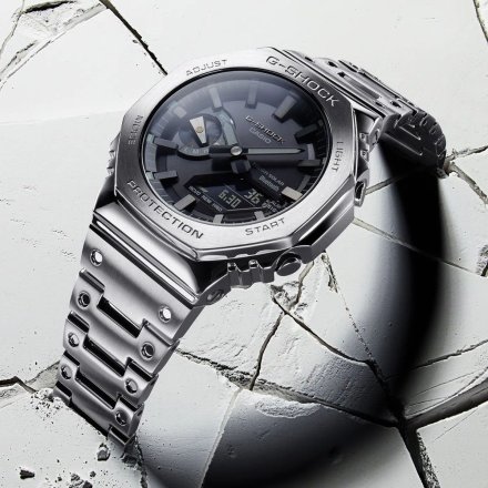 Zegarek Casio GM-B2100D-1AER Srebrny G-Shock z bransoletką