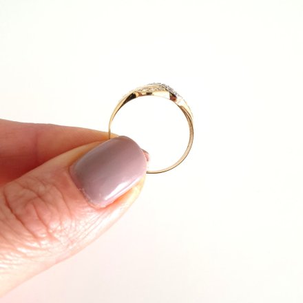 Biżuteria SAXO Złoty Pierścionek Złoto 8K pr.333 przeplatany z kryształem r. 16