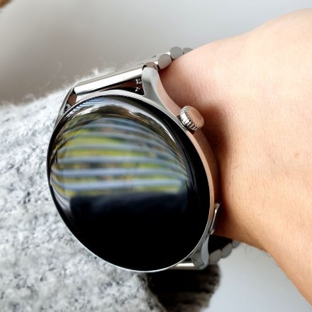 Smartwatch damski z funkcją rozmowy Rubicon SMARUB129 ze srebrną bransoletką RNCE81