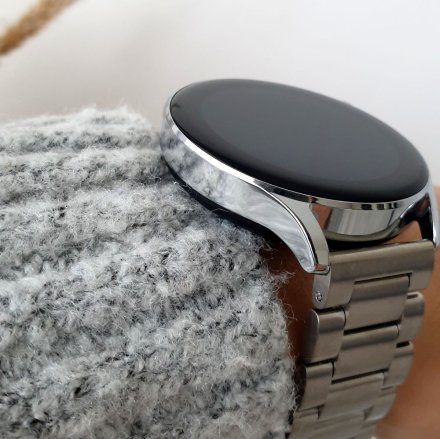 Smartwatch damski z funkcją rozmowy Rubicon SMARUB129 ze srebrną bransoletką RNCE81