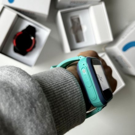 Smartwatch dla chłopca z funkcją dzwonienia Niebieski Pacific 30-03 + TOREBKA GRATIS!