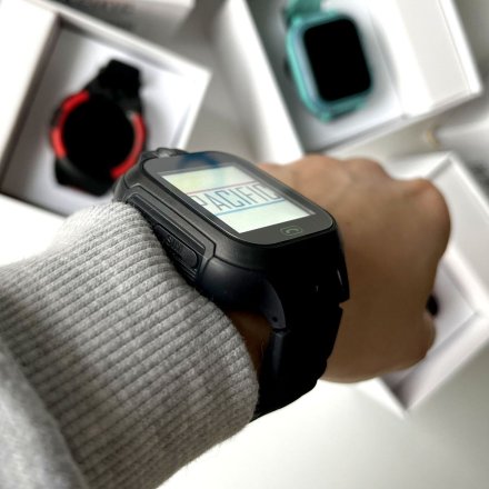 Smartwatch dla dzieci z funkcją dzwonienia GPS Czarny Pacific 33-01 + TOREBKA GRATIS!