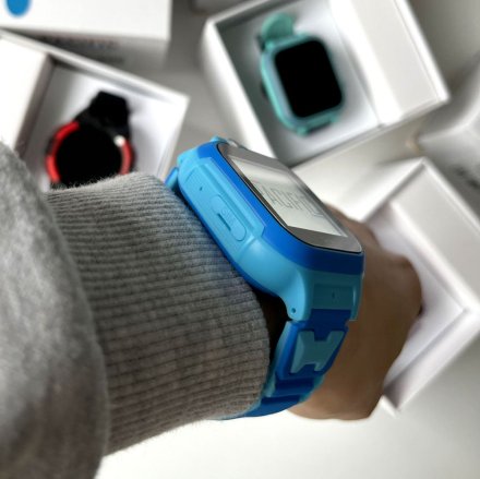 Smartwatch dla dzieci z funkcją dzwonienia GPS Niebieski Pacific 33-03 + TOREBKA GRATIS!