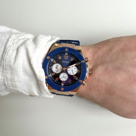 Zegarek męski Guess Poseidon z granatowym paskiem GW0057G2