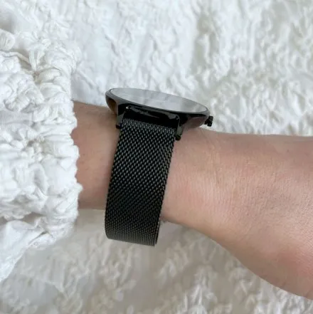 Zegarek damski Calvin Klein Timeless Mesh z czarną bransoletką 25200004