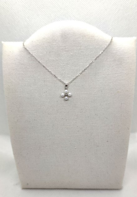 Srebrny naszyjnik z zawieszką z perełkami GR38 • Srebro 925