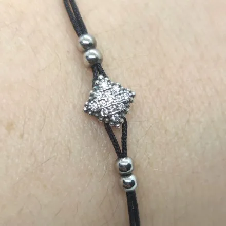 Srebrna bransoletka damska na sznureczku z kwadratem i kuleczkami GR19 • Srebro 925