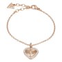 Różowozłota bransoletka Guess z zawieszką serce GUESS CENTRAL HEART UBB01077 (S)