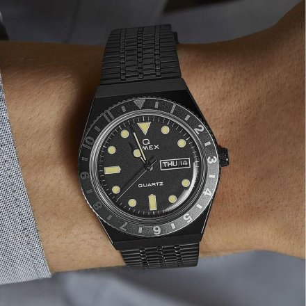 Męski zegarek Timex Reissue czarny z bransoletką TW2U61600