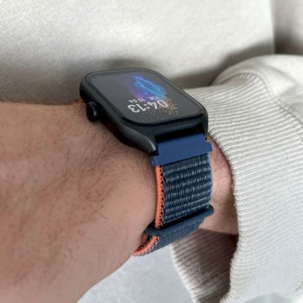 Granatowy smartwatch z funkcją rozmowy Rubicon RNCF03 SMARUB202