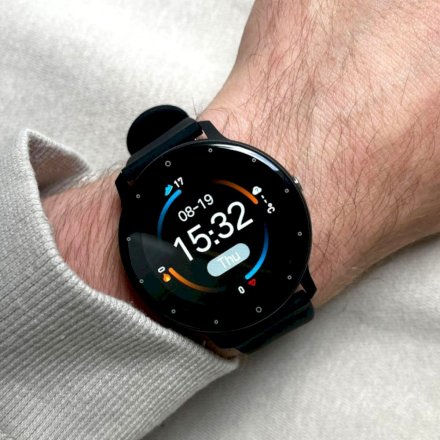 Czarny smartwatch z pomiarem ciśnienia Rubicon RNCF01 SMARUB198