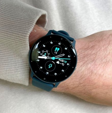 Granatowy smartwatch z pomiarem ciśnienia Rubicon RNCF01 SMARUB197