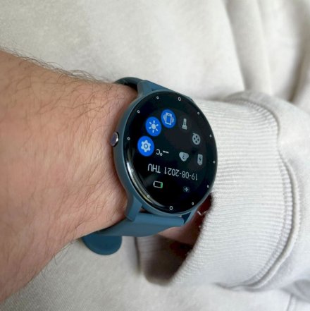 Granatowy smartwatch z pomiarem ciśnienia Rubicon RNCF01 SMARUB197