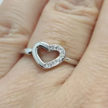 Srebrny pierścionek serduszko GR26 • Srebro 925