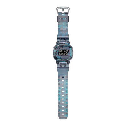 Kolorowy zegarek Casio G-SHOCK Glitch DW-5600NN-1ER