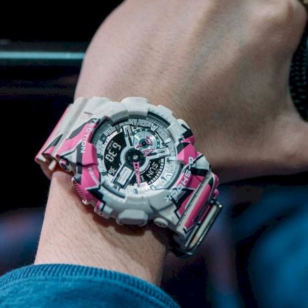 Beżowy zegarek Casio G-SHOCK Graffiti Street Spirit GA-110SS-1AER