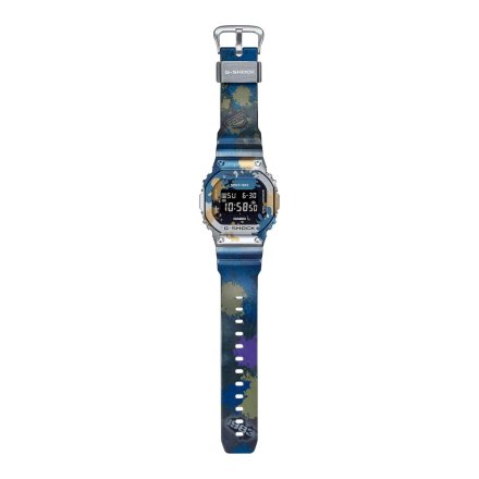 Srebrny zegarek Casio G-SHOCK Graffiti Street Spirit GM-5600SS-1ER