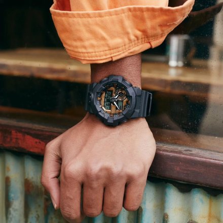 Czarny zegarek Casio G-Shock z paskiem GA-700RC-1AER
