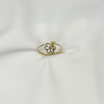 Złoty pierścionek celebrytka z zawieszką kwiatek i kryształ r.15 • Złoto 585