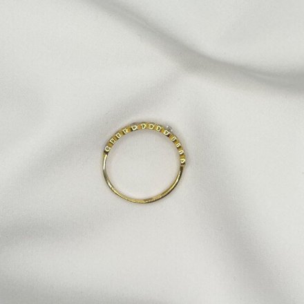 Złoty pierścionek obrączka celebrytka z kryształami r.14 • Złoto 585