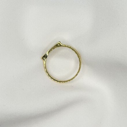 Złoty pierścionek celebrytka płaski podłużny r.13 • Złoto 585