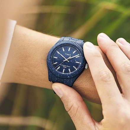 Męski zegarek Timex Waterbury Ocean niebieski z bransoletką TW2V37400