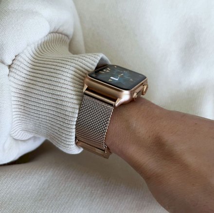 Smartwatch z funkcją rozmowy Rubicon RNCF06 Złoty na bransoletce SMARUB215