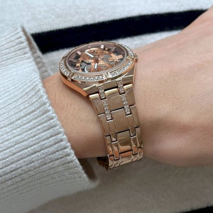Różowozłoty zegarek damski Guess Allara z kryształkami GW0604L3