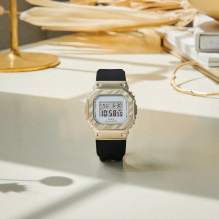 Złoto-czarny zegarek Casio GM-S5600BC-1ER G-Shock