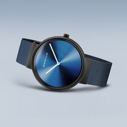  Czarny Zegarek męski Bering  19039-327 Bering  CLASSIC z metaliczna tarcza