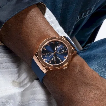 Różowozłoty zegarek męski Guess Jet z granatowym paskiem GW0491G4