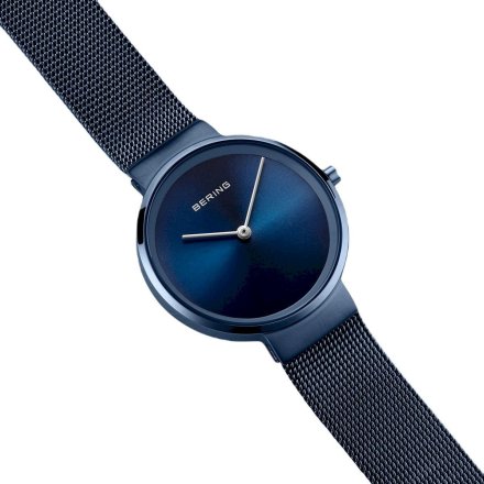 Niebieski zegarek damski Bering Classic z bransoletką mesh 14531-397