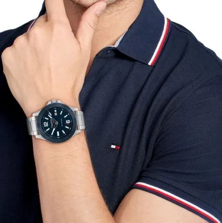 Zegarek Męski Tommy Hilfiger Ryan granatowy na bransolecie 1791994