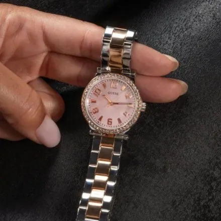 Guess Fawn zegarek damski z dwukolorową bransoletką z różową tarczą GW0686L4