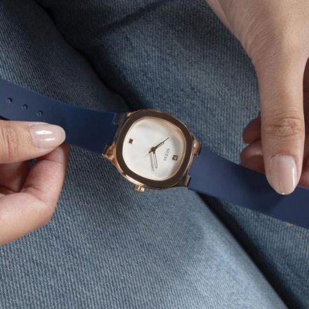 Guess Eve zegarek damski granatowy na pasku silikonowym GW0658L3