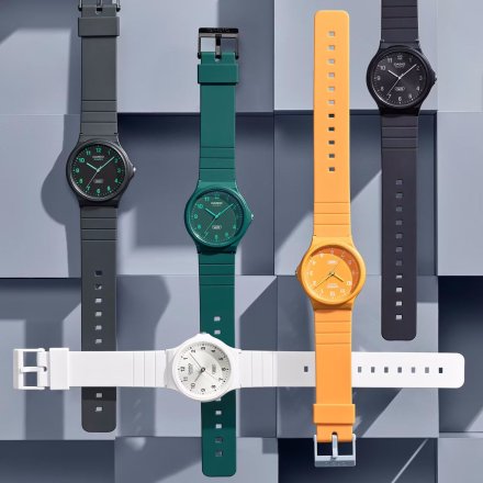 Casio Sport Pop zegarek biały z cyframi MQ-24B-7BEF