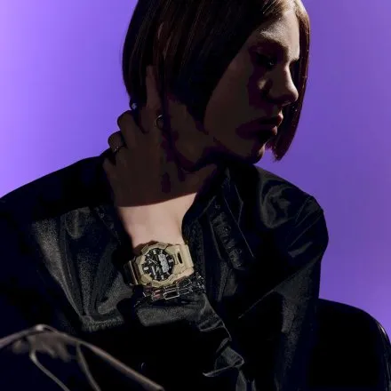 Casio G-SHOCK zegarek beżowy ze wskazówkami GA-010-5AER