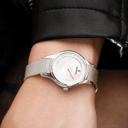 Festina Mademoiselle 20494/4 zegarek damski na bransolecie z perłową tarczą