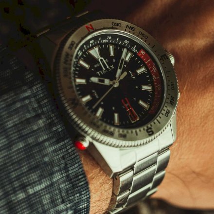 Męski zegarek Timex Expedition North Tide-Temp-Compass z bransoletką TW2V41800