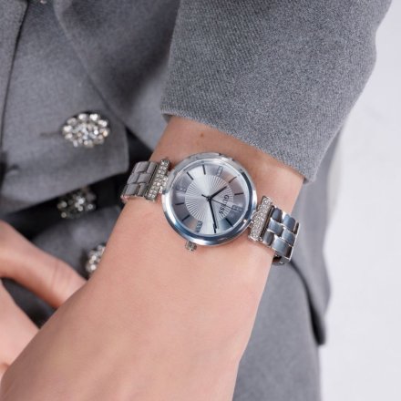 Guess Array zegarek damski klasyczny z bransoletką srebrny GW0762L1