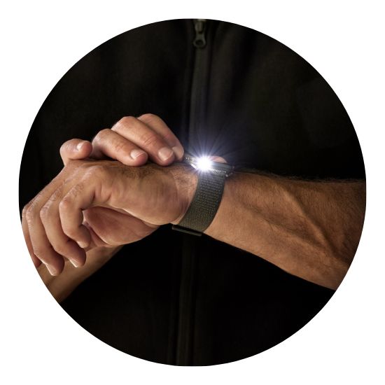 Wyjątkowa czytelność AMOLED 2 cale Garmin Venu X1 z latarką i GPS