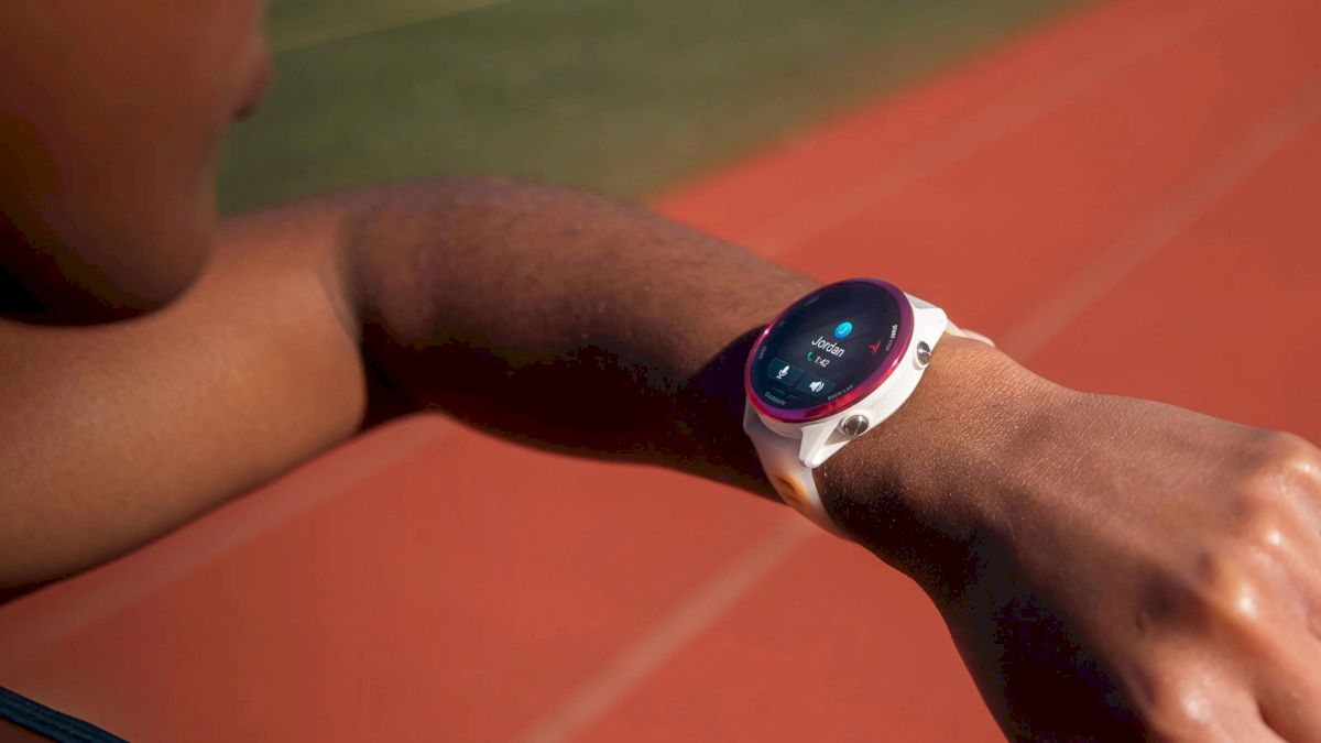 Garmin Forerunner 570 z aplikacjami i powiadomieniami